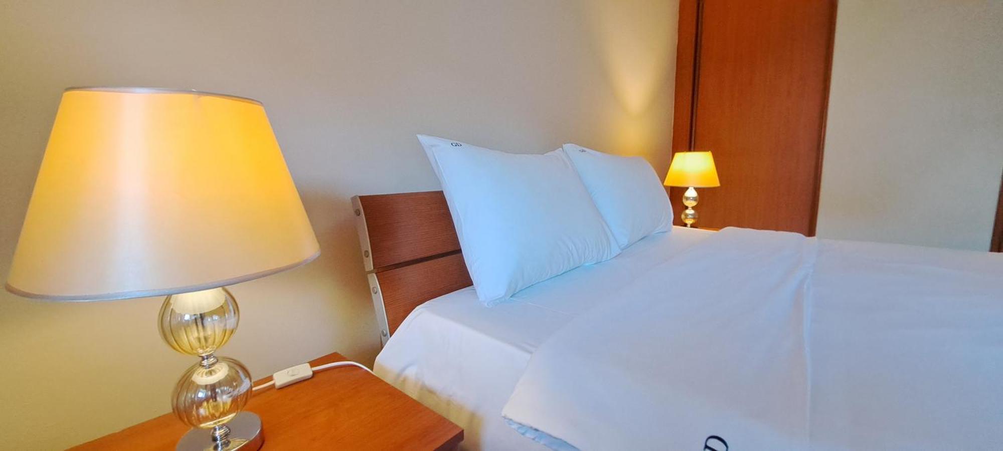Golden Delight Central Apartment Skopje Bagian luar foto
