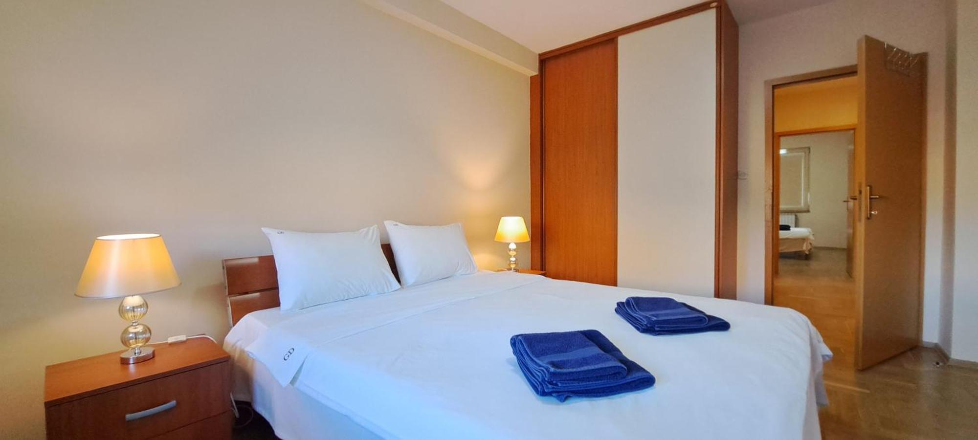Golden Delight Central Apartment Skopje Bagian luar foto