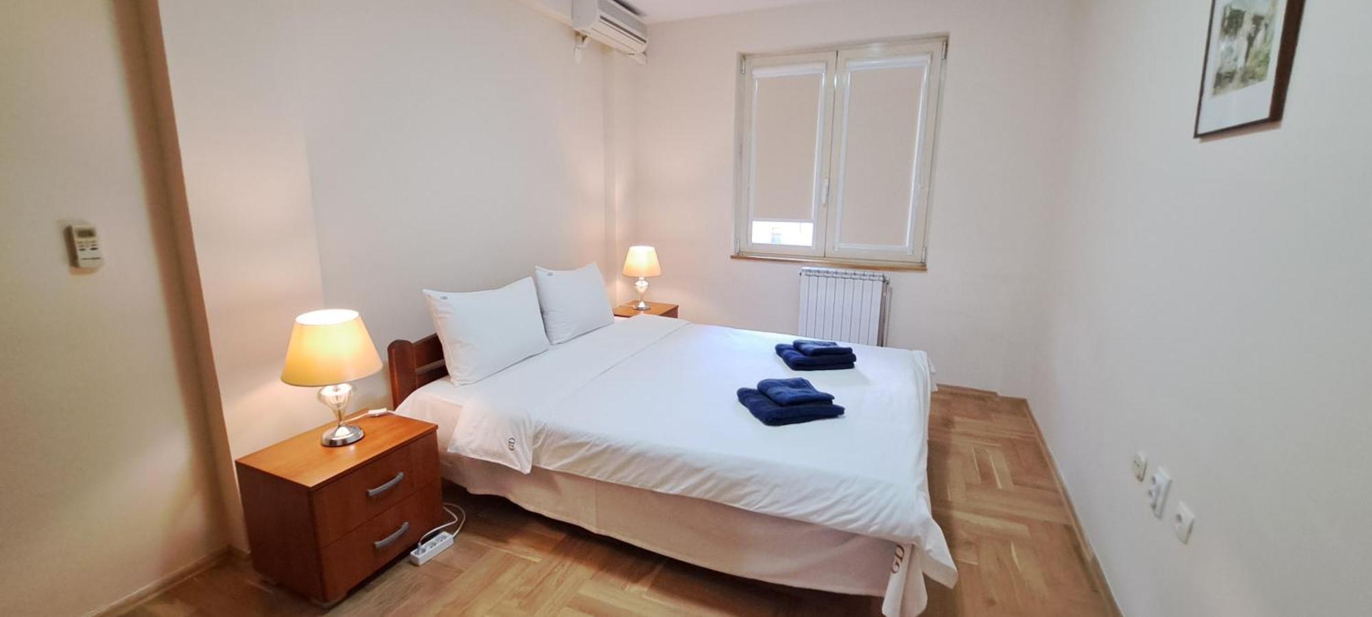 Golden Delight Central Apartment Skopje Bagian luar foto