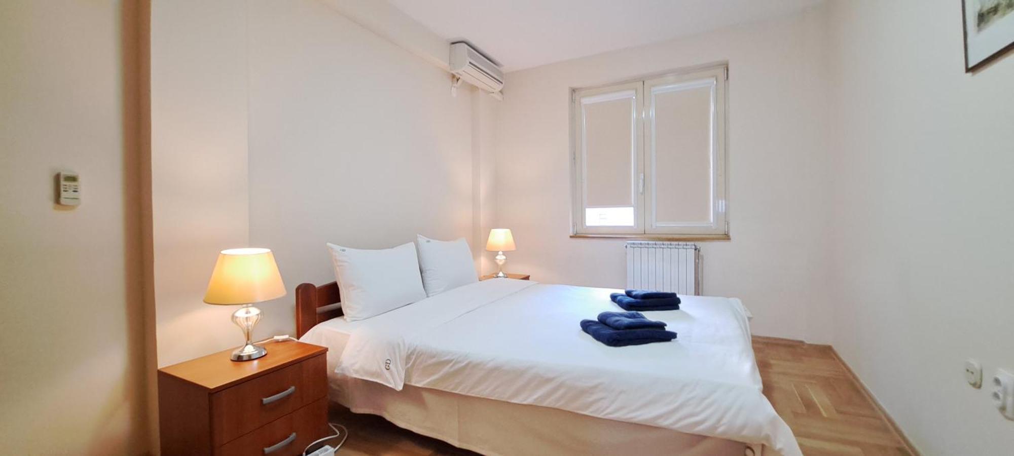 Golden Delight Central Apartment Skopje Bagian luar foto
